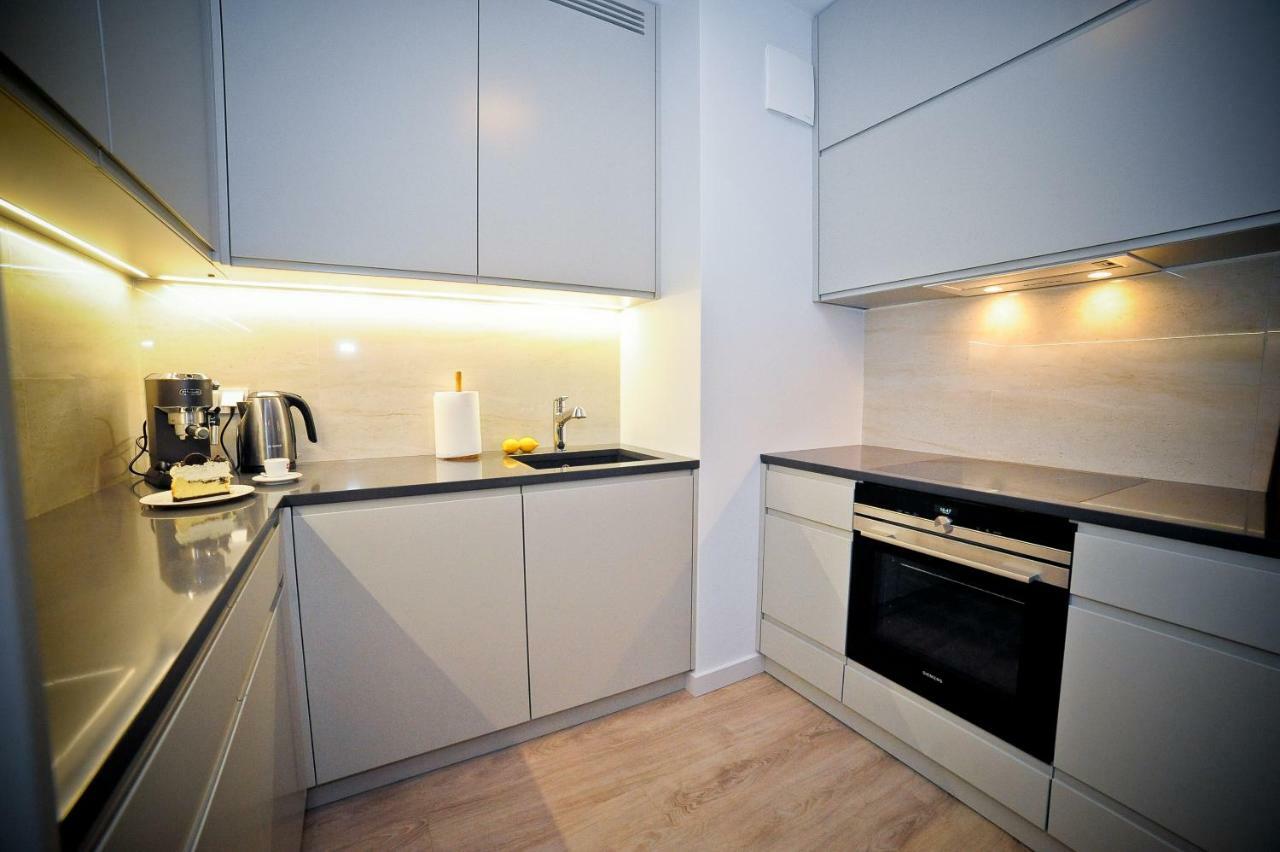 Luna Apartment Deluxe Danzica Esterno foto